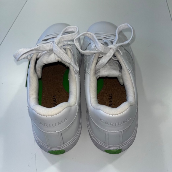 White Leather Salvas - Picture 4 of 5